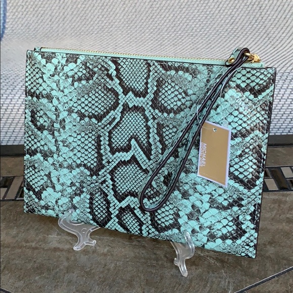 MICHAEL KORS JET SET TRAVEL XL ZIP CLUTCH WRISTLET - Picture 14 of 16